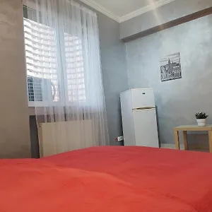  Homestay Old Town Bucharest- Shared