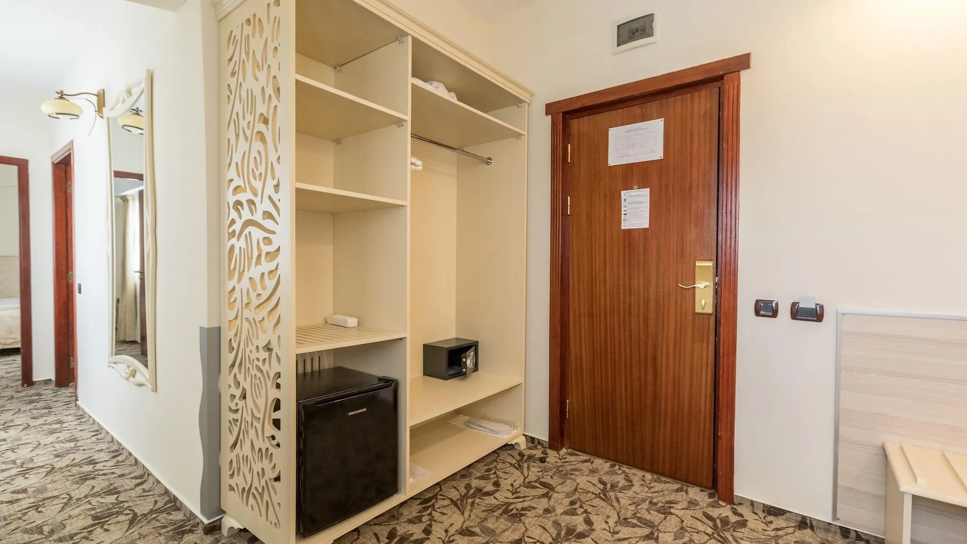 Casa Siqua Apartment Bucharest Homestay