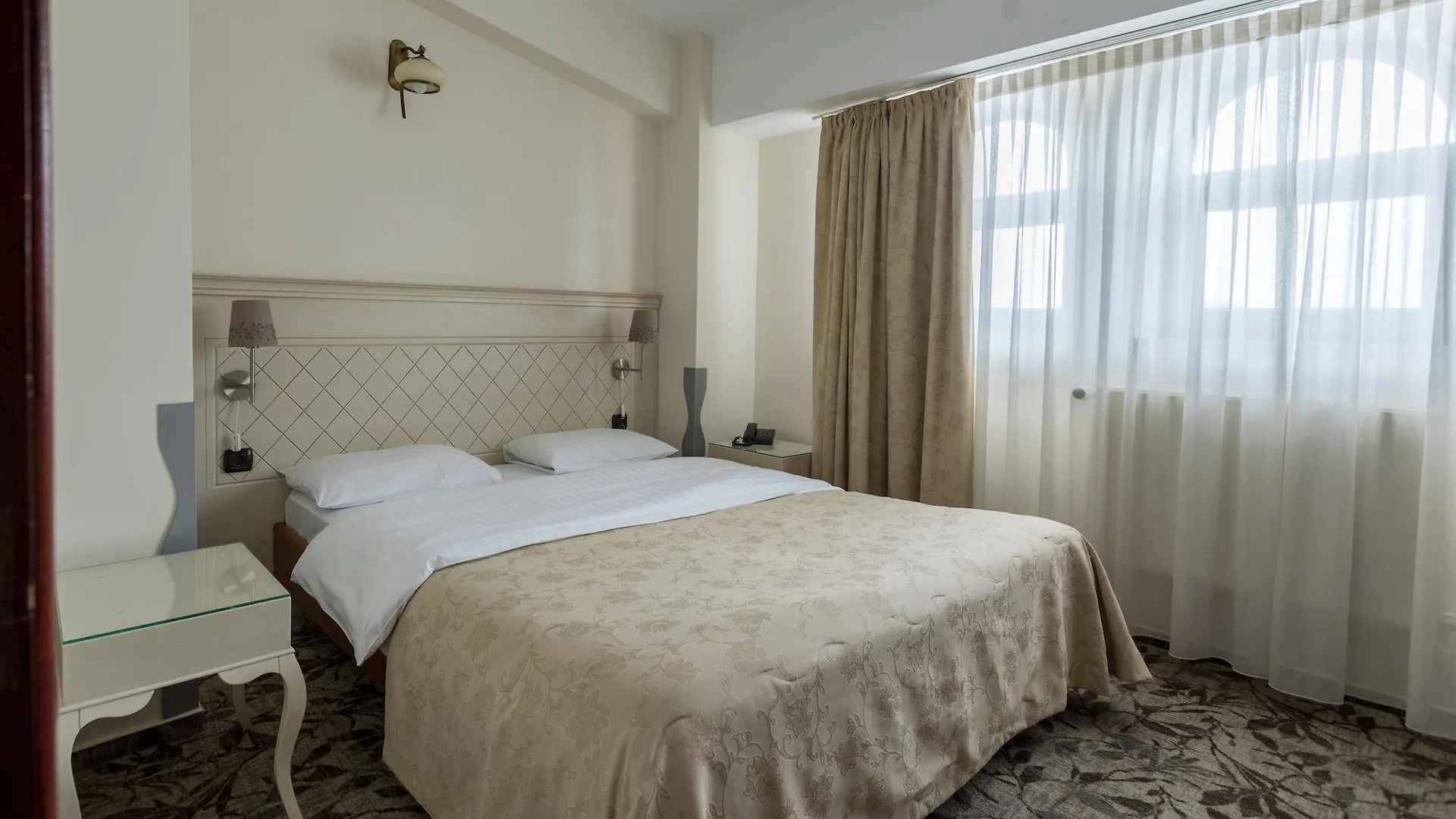 Casa Siqua Apartment Bucharest Homestay