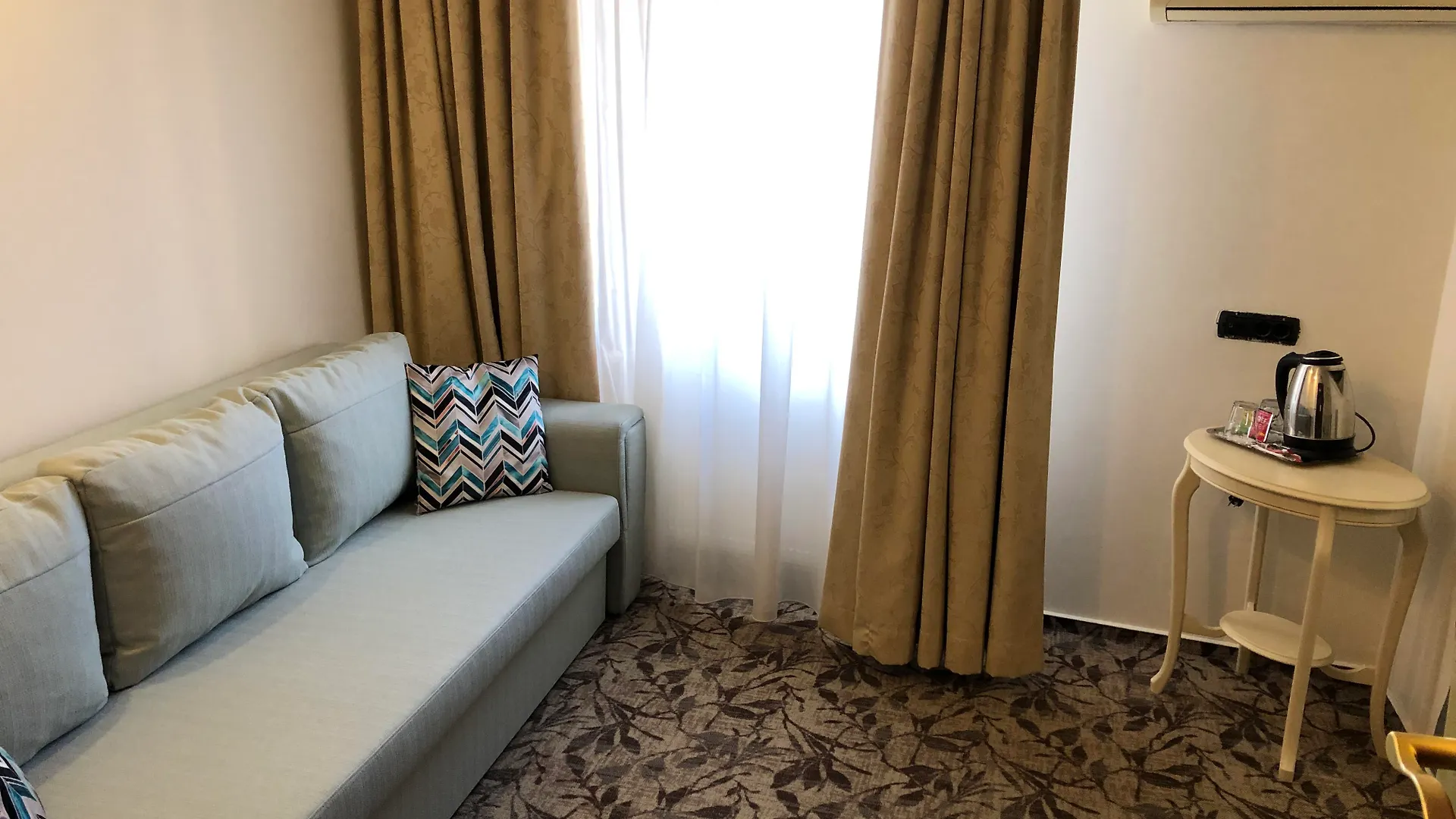 Homestay Casa Siqua Apartment Bucharest Romania