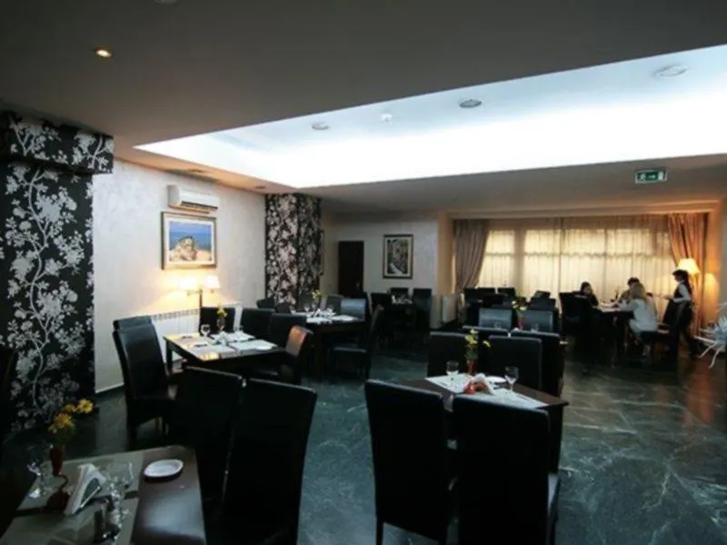 Casa Siqua Apartment Bucharest Homestay
