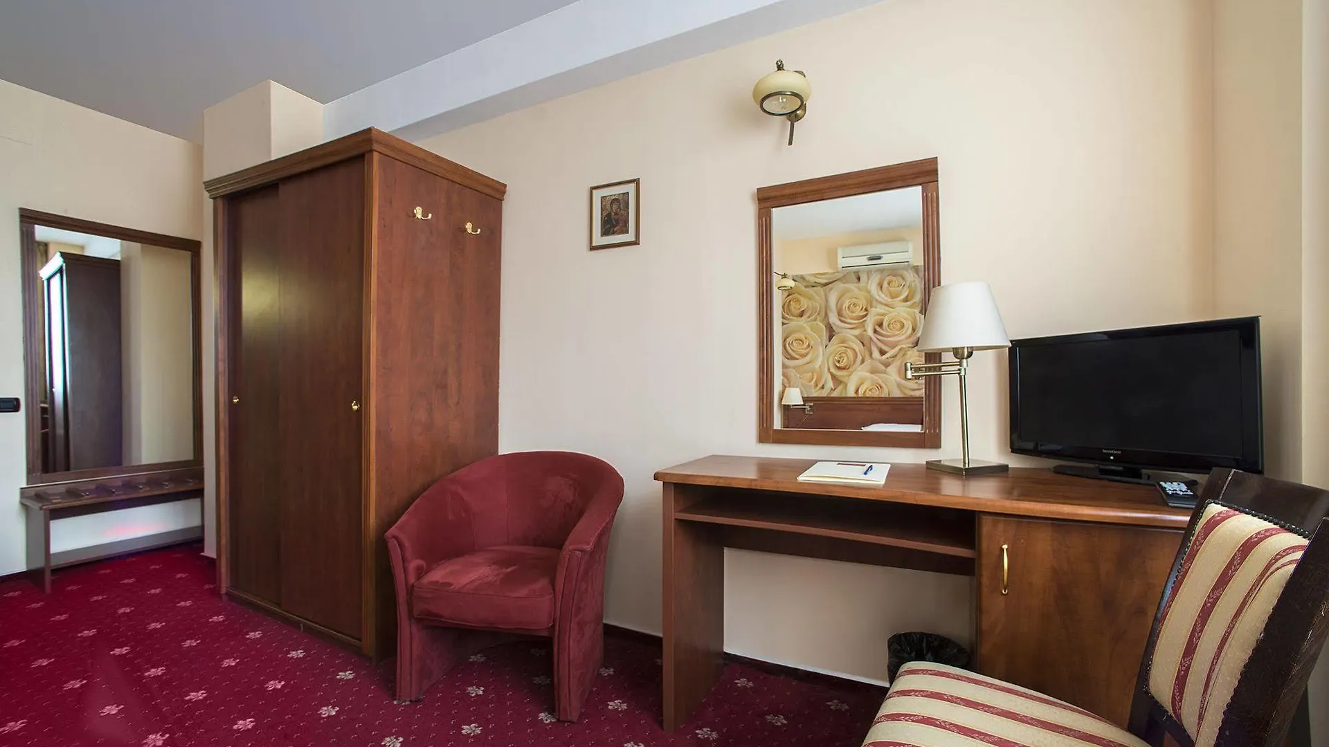 Homestay Casa Siqua Apartment Bucharest